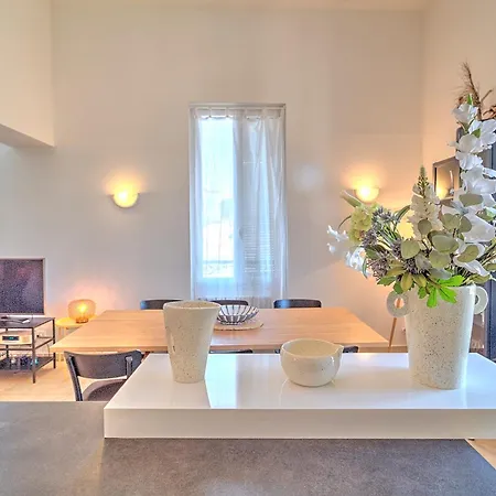 Alc - Bor383 - 12 Min Palais And Beaches Cannes